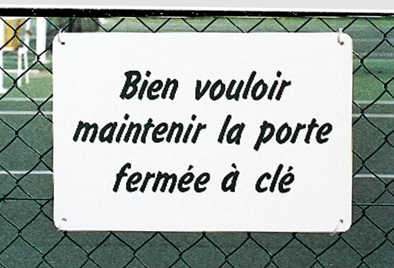 Pancarte tennis : Porte fermée